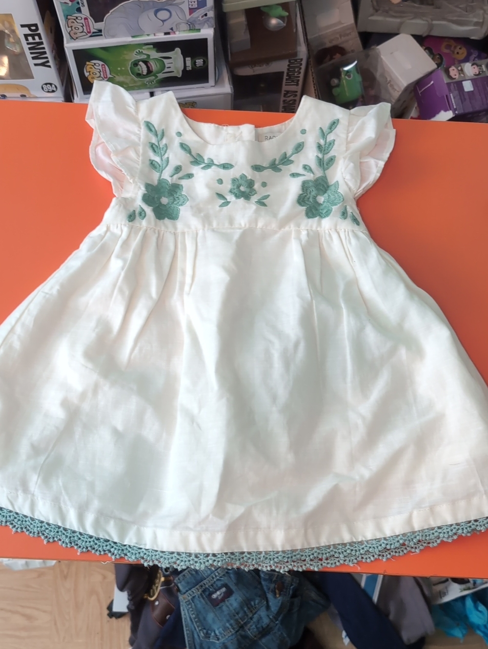 Rachel Zoe 12M Off-white W Embroidered Floral Details Dress